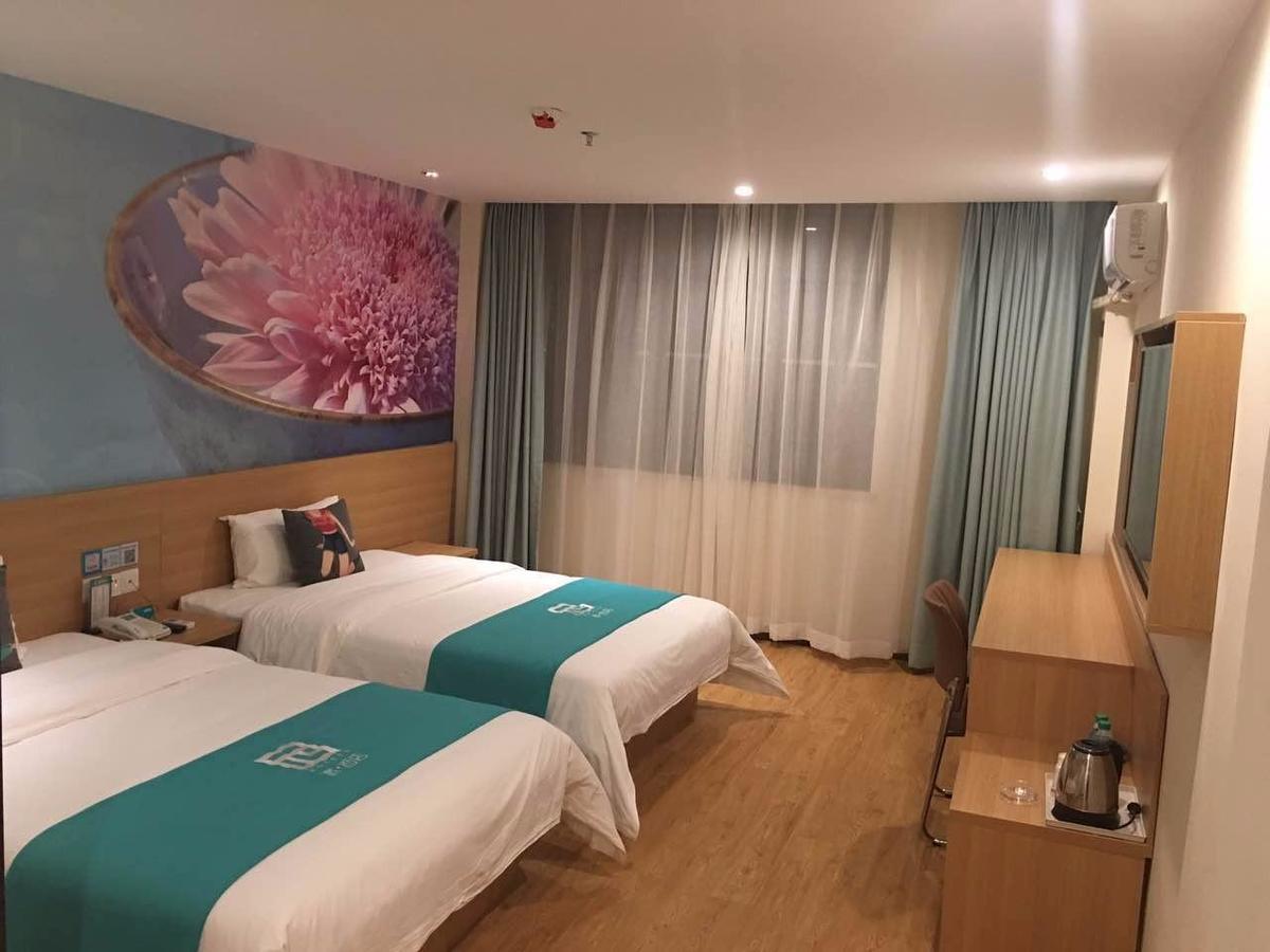 Pai Hotel Yuxi Tonghai Экстерьер фото