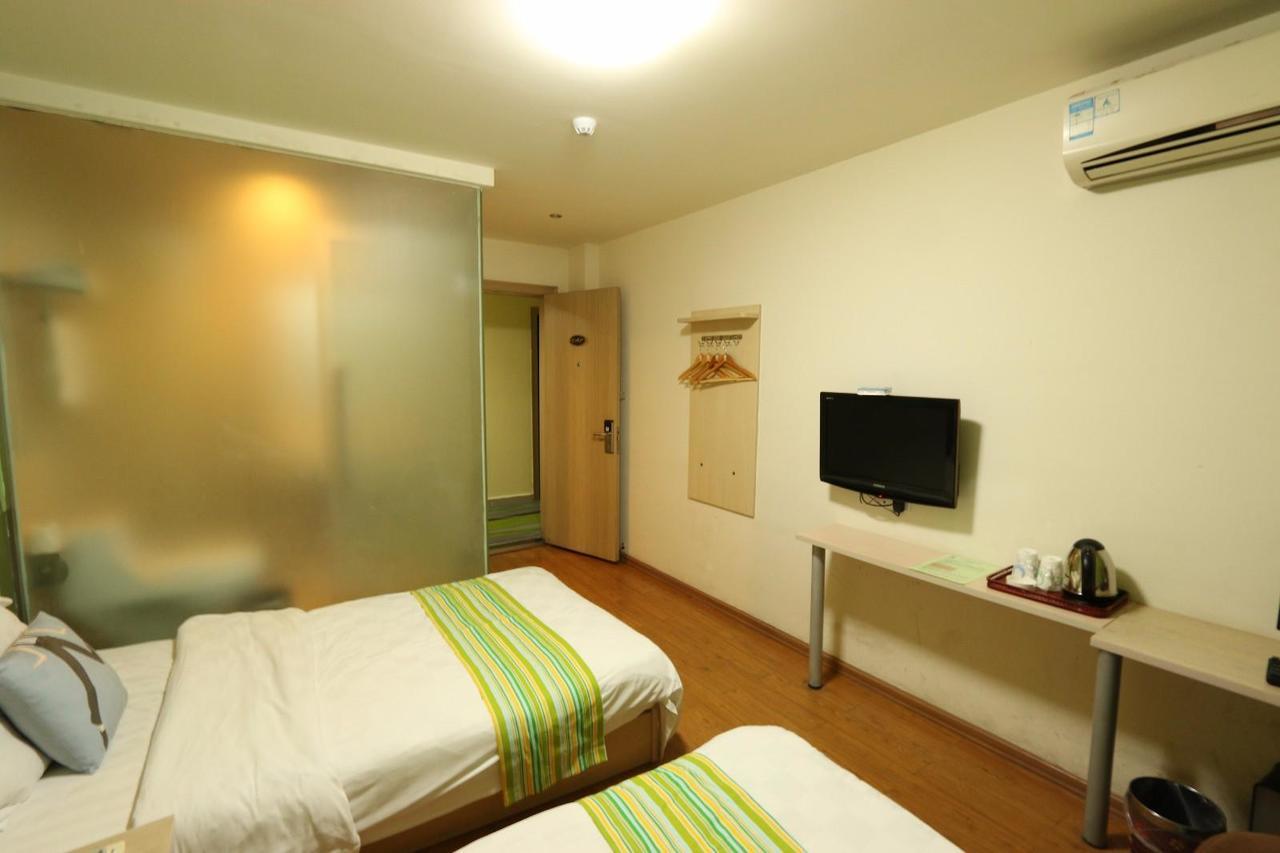 Pai Hotel Yuxi Tonghai Экстерьер фото